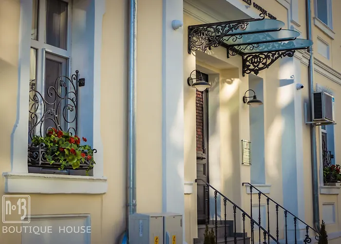 招待所 No13 Boutique House 3*