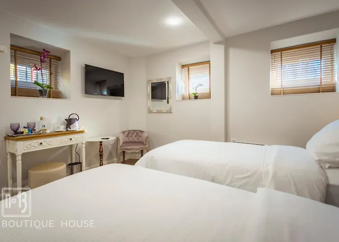 Къща за гости No13 Boutique House Бургас